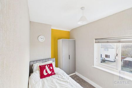 4 bedroom house of multiple occupation to rent - Photo 4