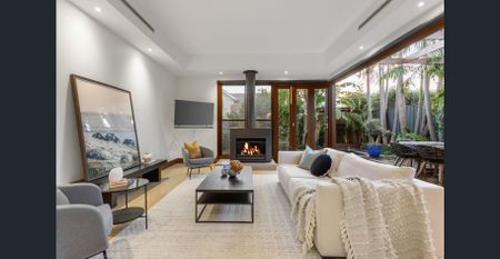 ENCHANTING FAMILY HOME IN SOUGHT AFTER LOCATION - Photo 5