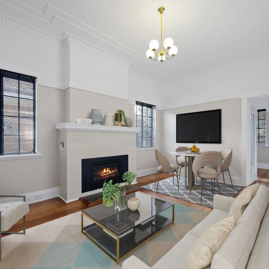 Barrsden – A fully renovated Art Deco gem - Photo 1