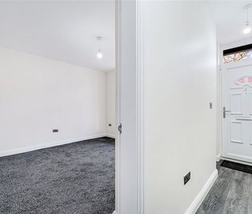 Higher Swan Lane, Bolton - Photo 2