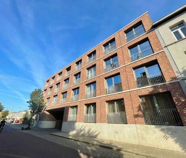 Appartement te huur in Antwerpen voor € 890 met 1 slaapkamer - foto 2