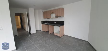 Location Appartement 3 pièces 61m² TOURS 37100 - Photo 2