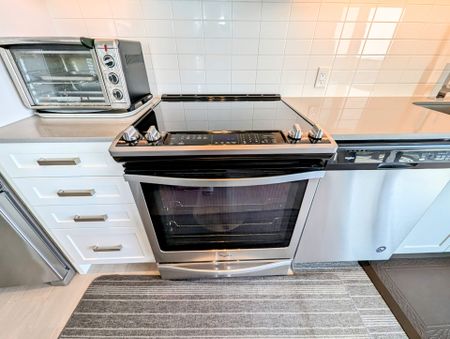 For Lease - 8 Nahani Way Unit# 2821, Mississauga, Ontario - Photo 5