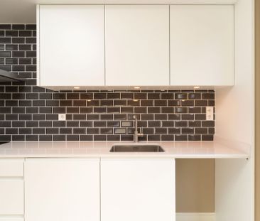 Piso de alquiler en Ronda de Jean Monnet, 230, Can Gambús - Photo 2