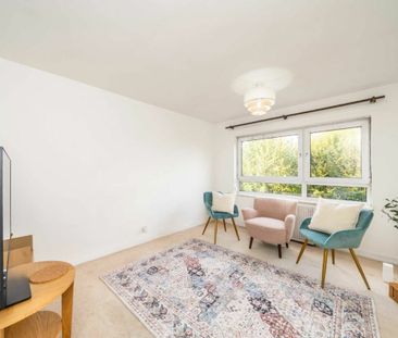Turenne Close - Photo 3