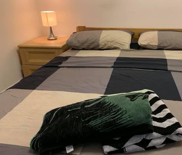 1 bedroom in a house share to rent - Photo 1