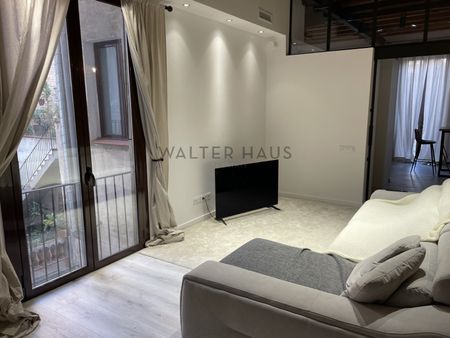 Piso reformado en alquiler en El Gòtic, Barcelona - Photo 2