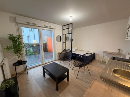 Location Appartement 1 pièce 24m² NANTES 44000 - Photo 3