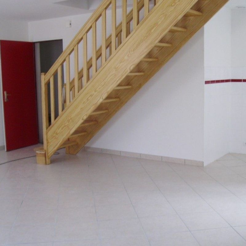 Appartement F3 duplex à louer à SAINT VALLIER. - Photo 1