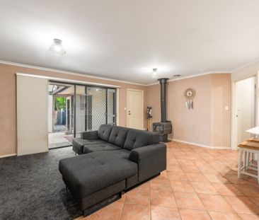 Spacious Open-Plan Living Meets Outdoor Perfection - Photo 3