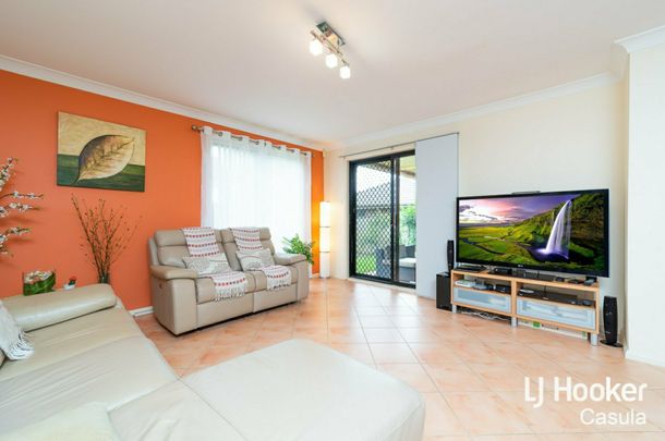 Large Family Home - Photo 1