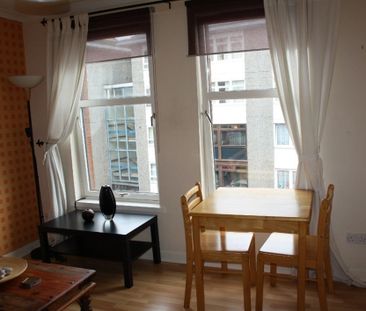 1 Bed Flat, Eastwood Avenue, G41 - Photo 3
