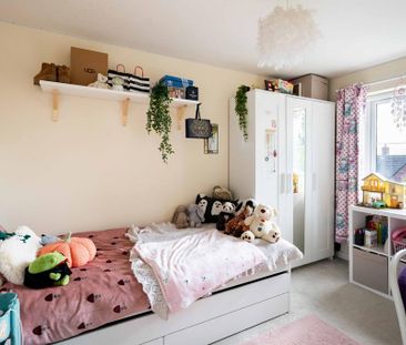 5 bedroom detached house to rent - Photo 5