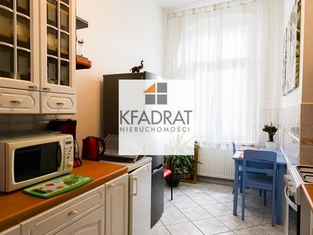 Centrum 4 pokoje 118 m2, umeblowane, 3800+1000 - Фото 2