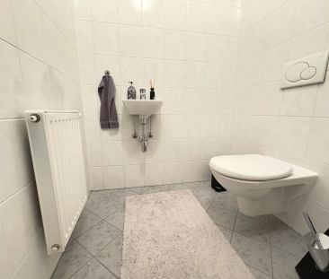 Top sanierte 2 Zimmer- Altbauwohnung! Zentrumsnah! - Photo 6