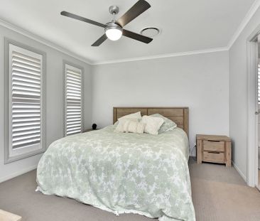 SOUGHT AFTER FAMILY HOME - Photo 5