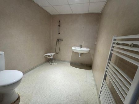 Location Appartement 1 pièce 39m² ROUGIERS 83170 - Photo 5