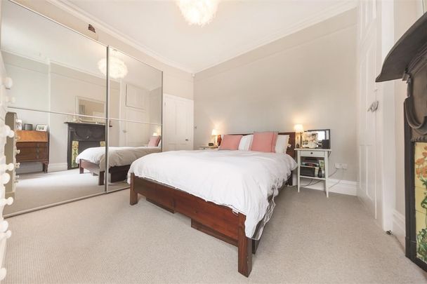 2 Bed Flat, Streatham Common, SW16 - Photo 1