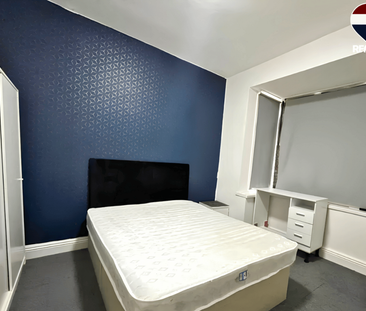 5 bedroom terraced house to rent - Photo 4