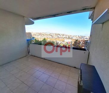 Location Appartement 1 pièce 19m² ST LAURENT DU VAR 06700 - Photo 2