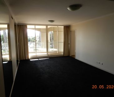 203/107 Beach Street, Port Melbourne, VIC, 3207 - Photo 4