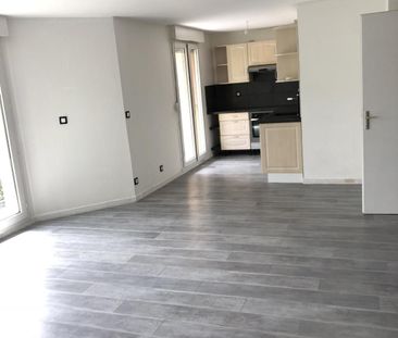 Location Appartement 3 pièces 62m² VILLENEUVE TOLOSANE 31270 - Photo 1