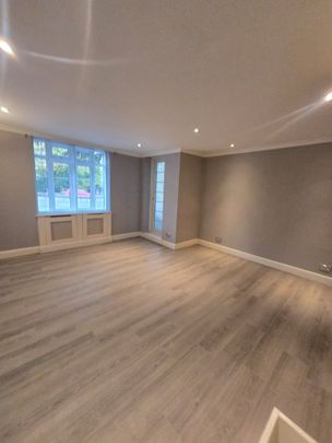 3 Bed Flat, Brook Lodge, NW11 - Photo 1
