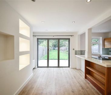 3 bedroom semi-detached house to rent - Photo 4