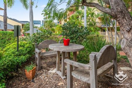 Large and Comfortable 1BR in City Fringe Oasis - Photo 2