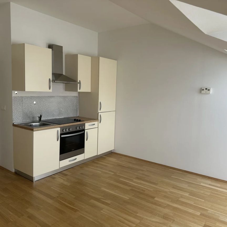 Tolle Single-, Studentenwohnung- WOHNEN im Herzen von Favoriten- in nur 3 Min. bei der U1 Reumannplatz - Foto 1