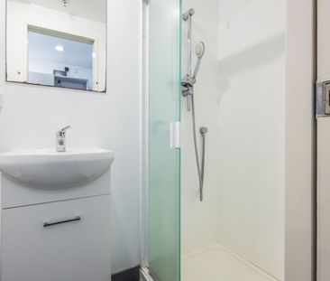 Central Studio Apartment at Auckland CBD - Photo 5