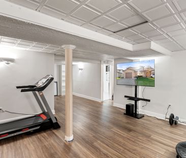 For Lease - 11 Hobbs Drive, Clarington, Ontario - Photo 3