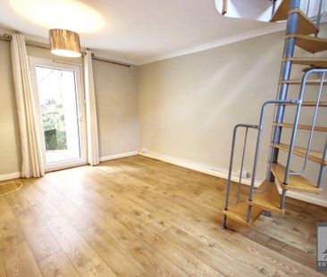 2 bedroom cottage to rent - Photo 1