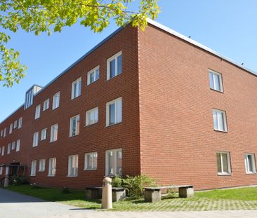 Studentgatan 18, ÖREBRO - Photo 2