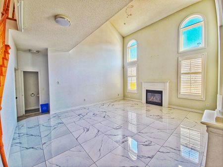 For Lease - 127 Rizal Avenue, Markham, Ontario - Photo 3