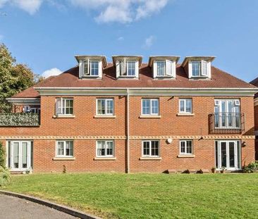 Woburn Hill, Addlestone, Surrey, KT15 - Photo 2