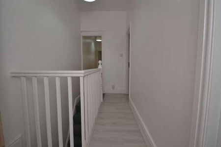 Standish Road, Fallowfield, Manchester, M14 - Photo 3