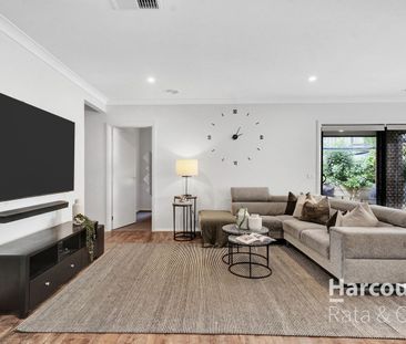 Designer Family Excellence in a Premier Parkside Setting - Photo 1