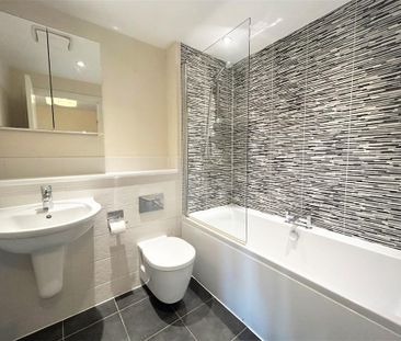 2 bedroom semi-detached house to rent - Photo 5