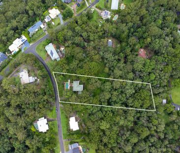 LARGE FOUR/FIVE BEDROOM FAMILY HOME WITH POOL - FURNISHED OPTION AV... - Photo 3