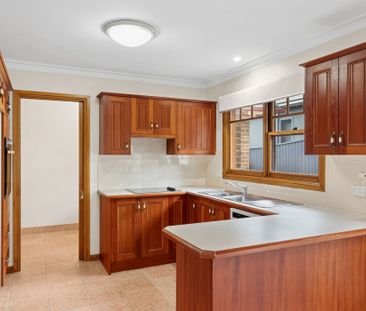 5/9 Northcote Avenue, Caringbah South NSW 2229 - Villa For Rent | D... - Photo 2