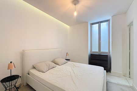 Location Appartement 2 pièces 43m² NICE 06000 - Photo 3