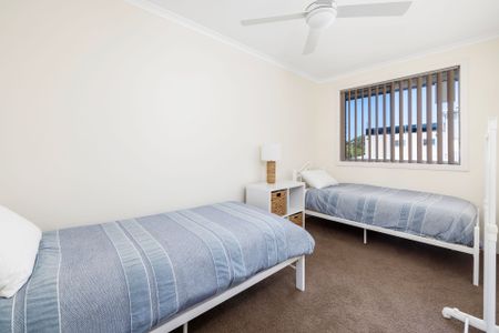 Large 2 Bedroom unit across from Fingal Bay Beach - Photo 4
