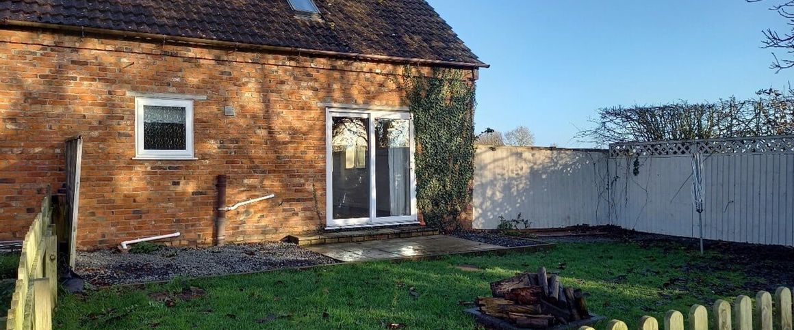 East Road, Horncastle, Tetford - Photo 1