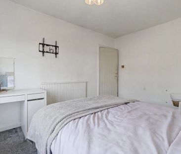 Leveson Road, STOKE-ON-TRENT - Photo 3