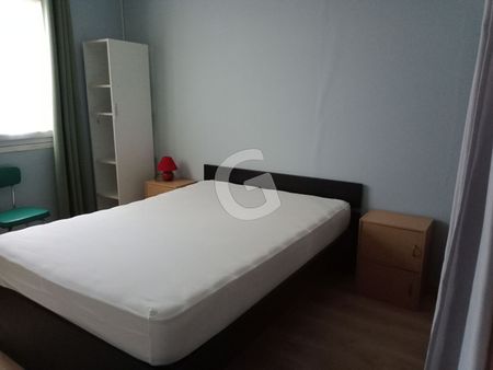 Location Maison 6 pièces 117m² - Photo 5