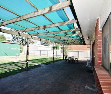 5-bedroom shared house / townhouse, East Ave - Photo 3