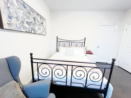 For Lease - 199 CANYON HILL AVE Street, Richmond Hill, Ontario - Photo 3