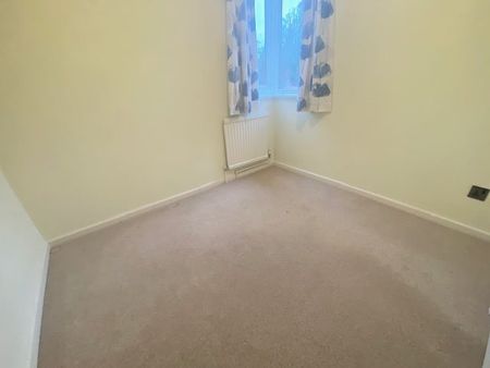 Hobart Crescent - Photo 4