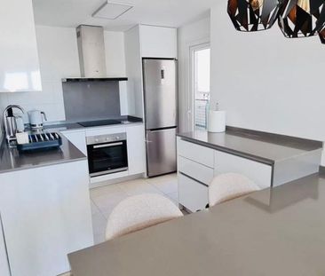 2 bedroom luxury Flat for rent in Nueva Andalucia, Andalusia - Photo 5